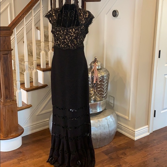 Tadashi Shoji Dresses & Skirts - TADASHI SHOJI BLACK DRESS